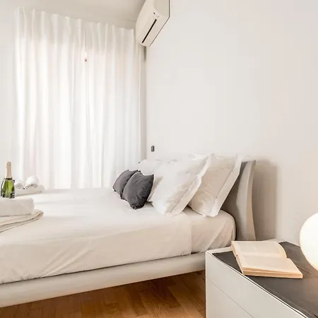 Bbhome Bright And Elegant Metro Libia High Floor Flat Apartament *